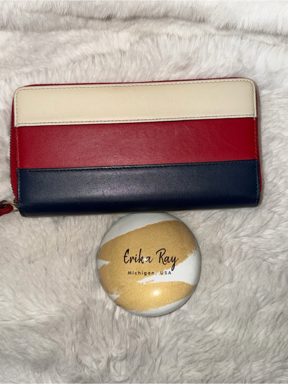 Gucci Queen Margaret Bee Zip Wallet- GOOD CONDITION - Picture 4 of 13